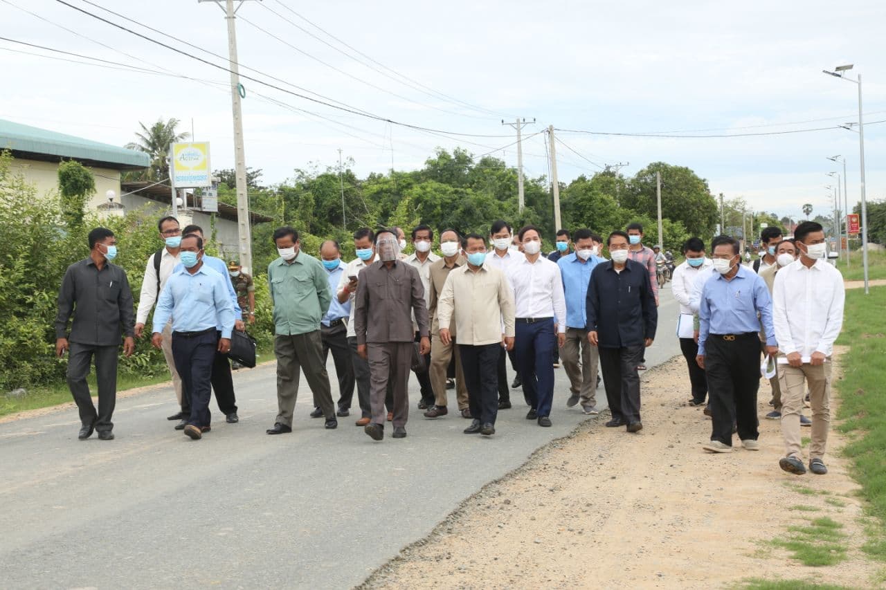 ឯកឧត្តមរដ្ឋមន្រ្តី វង សូត អញ្ជើញចុះពិនិត្យ សមិទ្ធិផលចំនួន ៣ នៅឃុំបារគូ ស្រុកកណ្ដាលស្ទឹង ខេត្តកណ្ដាល