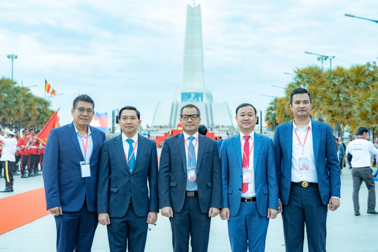 H.E Chea Somethy Joins Celebration of 25th Anniversary of Cambodia’s Civil War Conclusion at Win-Win Memorial