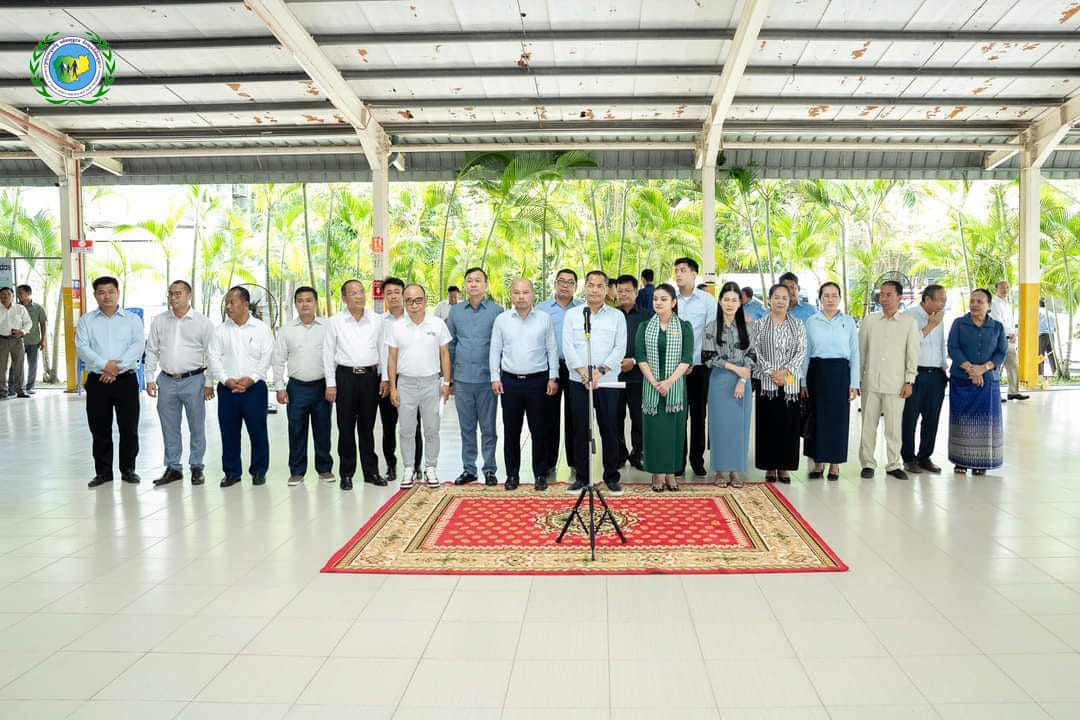 ឯកឧត្តម ជា សុមេធី និងលោកជំទាវ ជា ផល្គុន អញ្ជើញធ្វើទស្សនកិច្ច និងជួបសំណេះសំណាលជាមួយបងប្អូនជនមានពិការភាពបម្រើការងារនៅរោងចក្រ អ៊ីលីត (ខេមបូឌា) ក្រុងបាវិត ខេត្តស្វាយរៀង